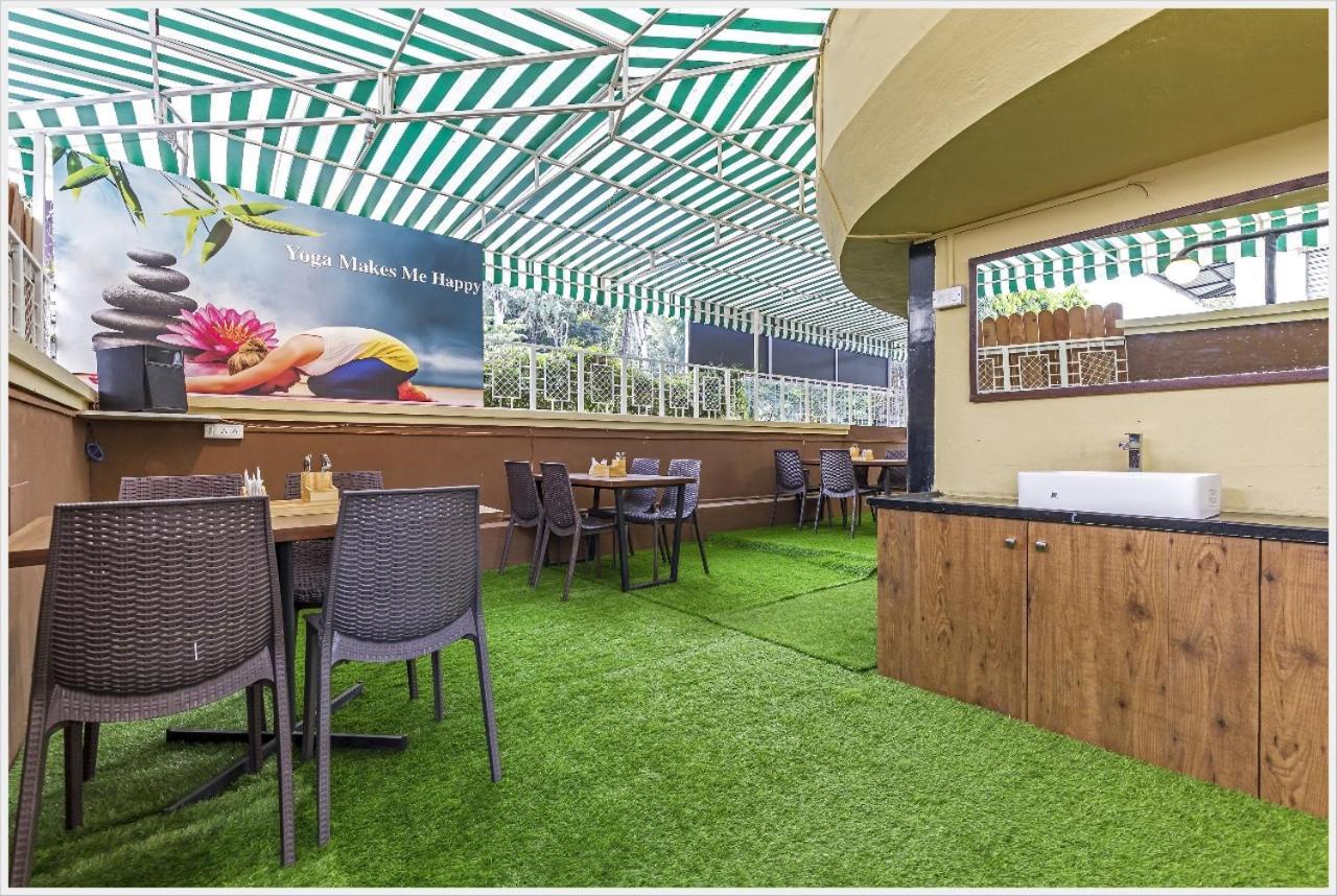 Hotel Green Field Satara Ngoại thất bức ảnh